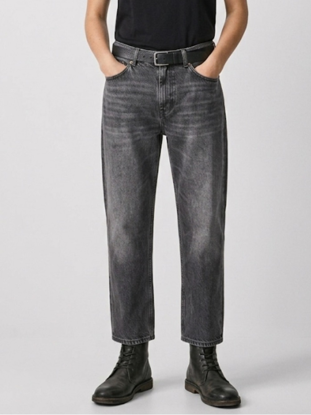 Zara Black Washed High Rise Cropped Boyfriend Jeans